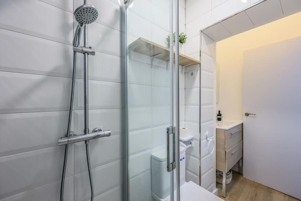 Unique Flat La Latina * Billiard & Darts Apartment Madrid Luaran gambar