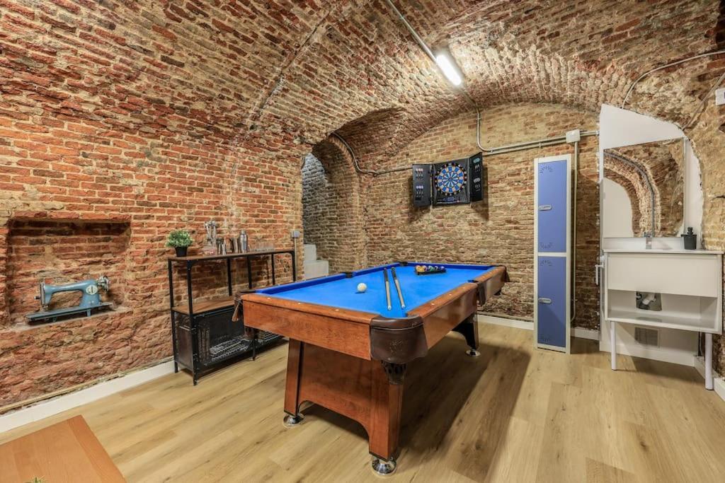 Unique Flat La Latina * Billiard & Darts Apartment Madrid Luaran gambar